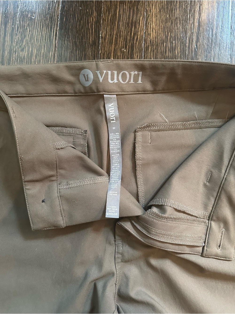 Vuori Tan High-Waist Performance Pants